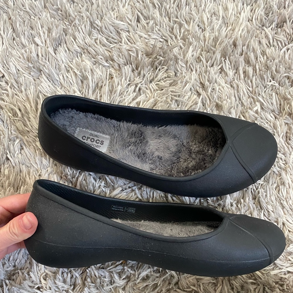 Crocs Dual Comfort Slip-Ons